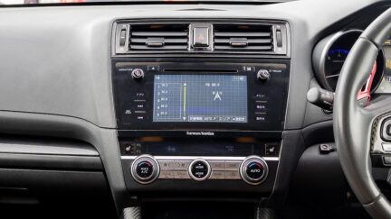 2015 Subaru Outback Limited AWD Front rear Heated seats image 356847
