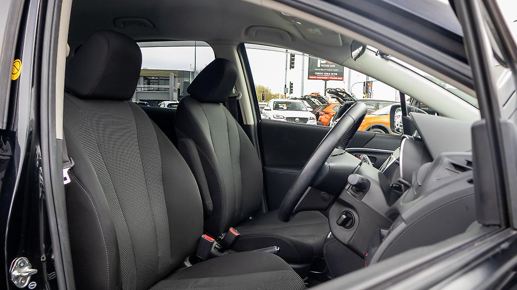 2014 Mazda Premacy 7 seater 6AT, Keyless start image 357290