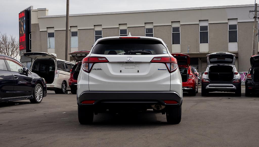 2014 Honda Vezel Hybrid X 7 AT image 357222