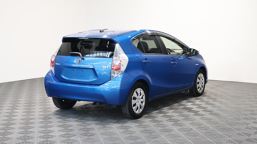 2013 Toyota Aqua G Model, Push Start, Reverse Camera image 355922