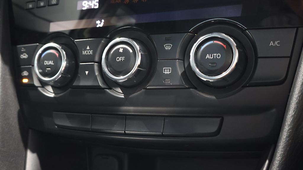 2013 Mazda Atenza 20S Sedan image 356022