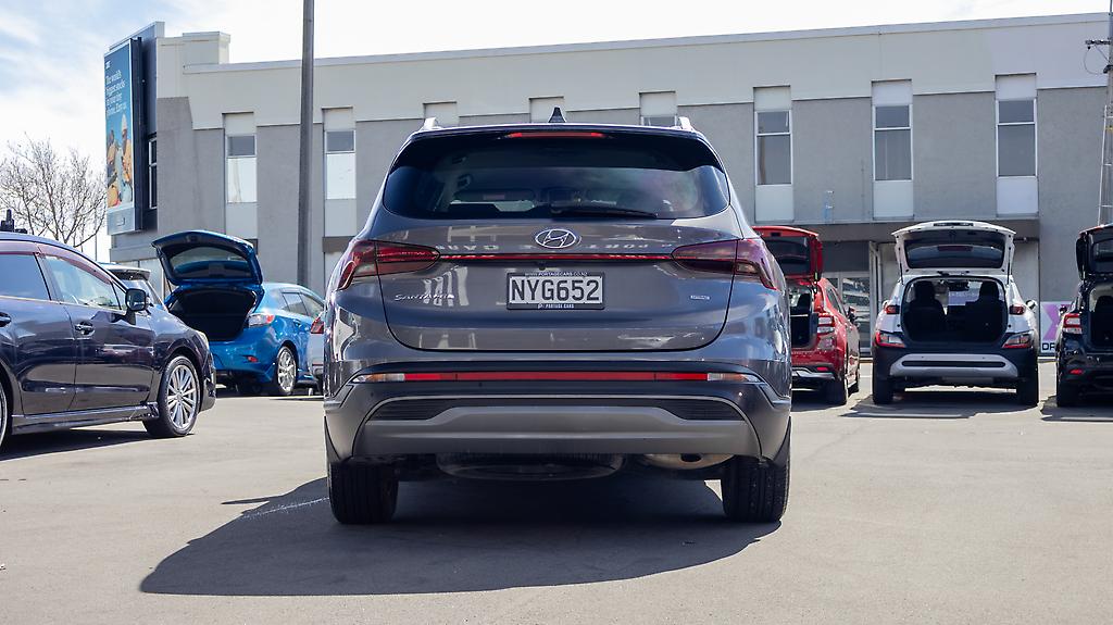 2021 Hyundai Santa Fe TM 4WD NZ NEW Window Tints image 355256