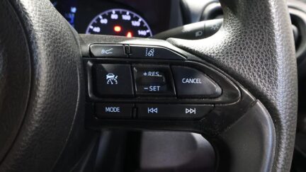2021 Toyota Yaris Hybrid X image 357608