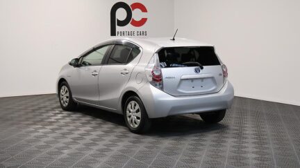 2013 Toyota Aqua G Model + Push Button Start image 354683