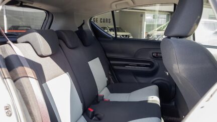 2014 Toyota Aqua F spec Hybrid Push start image 353183