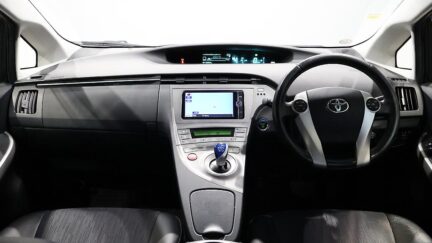2013 Toyota Prius G Model, Cruise Control, Reverse Camera image 355610