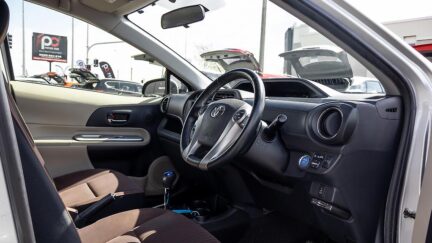 2012 Toyota Aqua F spec, Push start image 357802