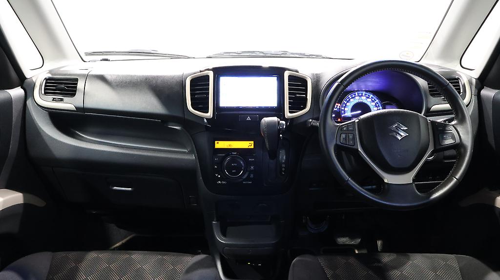 2015 Suzuki Solio Bandit J-Style image 356188