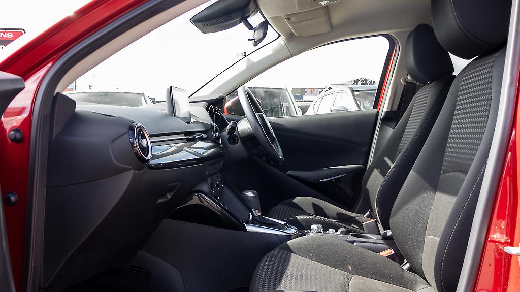2017 Mazda Demio 13s Skyactiv image 357749