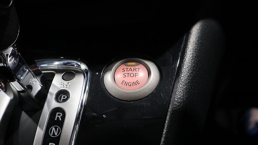 2013 Nissan Serena Hybrid Highway Star image 353080