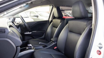 2016 Honda Grace Hybrid EX Push start image 357768