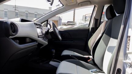 2014 Toyota Aqua F spec Hybrid Push start image 353192