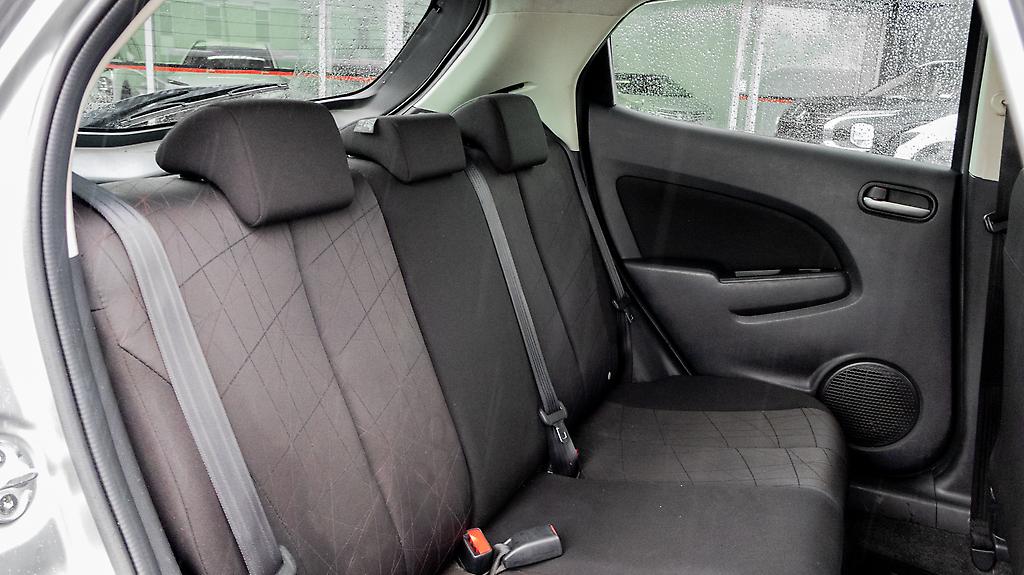 2011 Mazda Demio 13s I stop image 355092