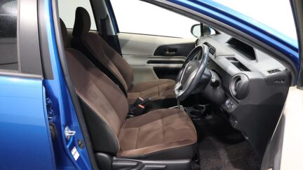 2013 Toyota Aqua Hybrid G MODEL – PUSH START image 357513