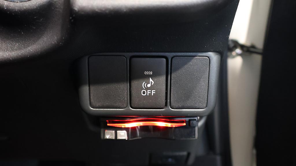 2015 Toyota Aqua S Model, Push Start, Reverse Camera image 354778