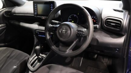 2021 Toyota Yaris Hybrid X image 357600