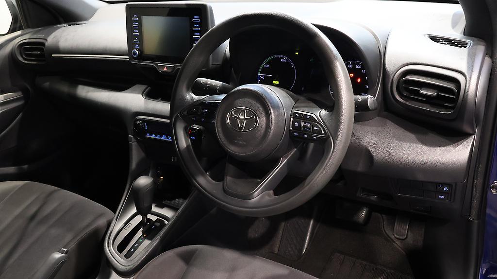 2021 Toyota Yaris Hybrid X image 357600
