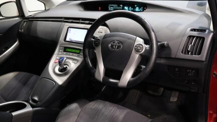 2013 Toyota Prius G Model, Cruise Control, Reverse Camera image 355611