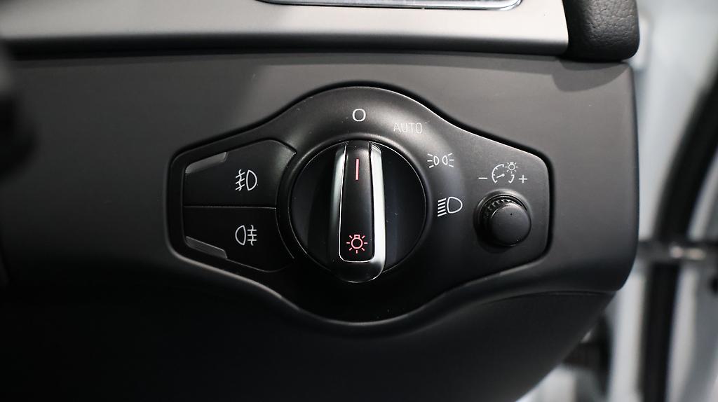 2012 Audi A4 Avant 2.0 TFSI S-Line Package image 355012