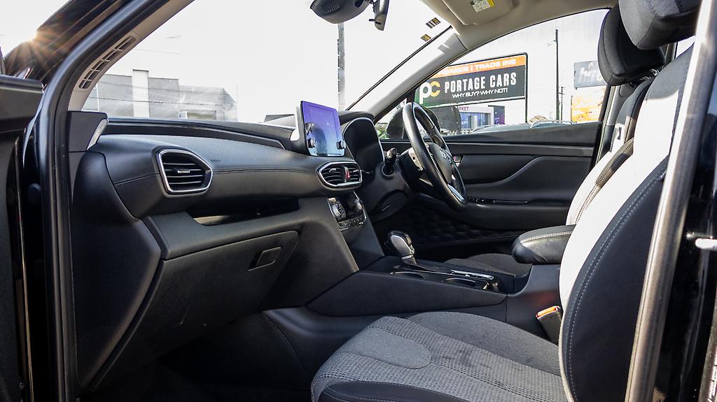 2021 Hyundai Santa Fe TM 4WD NZ NEW Window Tints image 353011