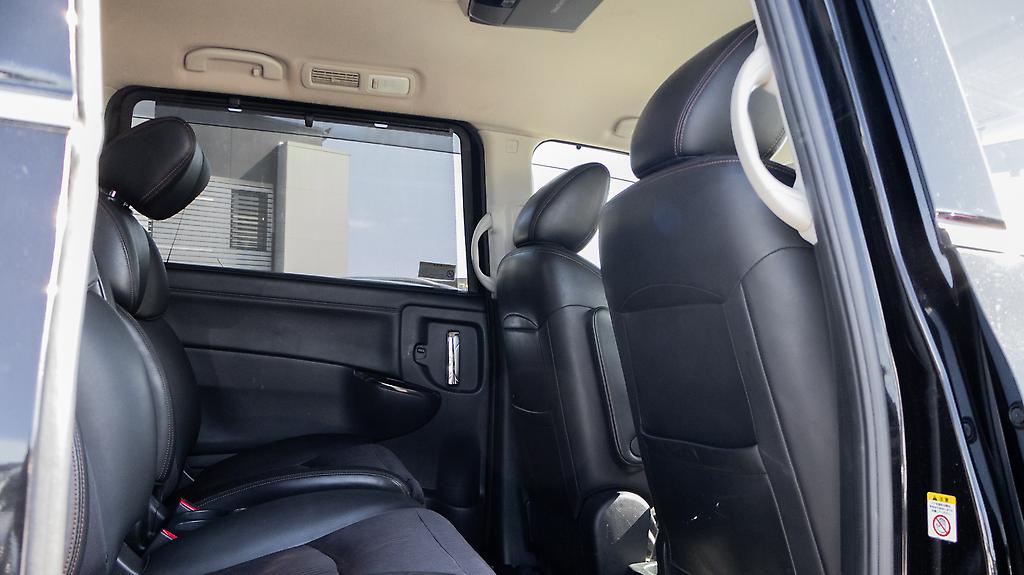 2014 Nissan Elgrand Highway Star Push start image 354530