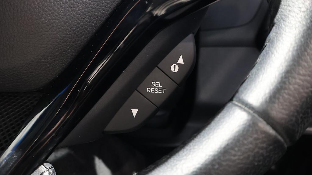 2015 Honda Vezel Hybrid X image 355850