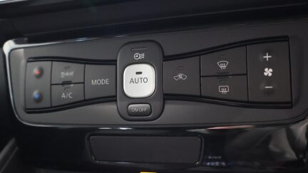 2018 Nissan Leaf X Model, 86.55% SOH image 352582