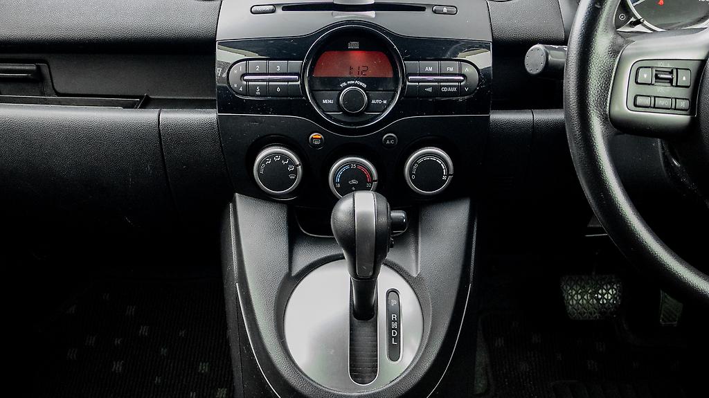 2011 Mazda Demio 13s I stop image 355097