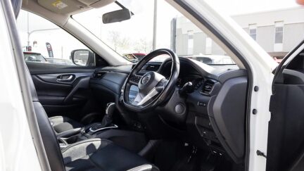 2022 Nissan X-trail ST-L 2.5P/7 Seater leather trim image 356519