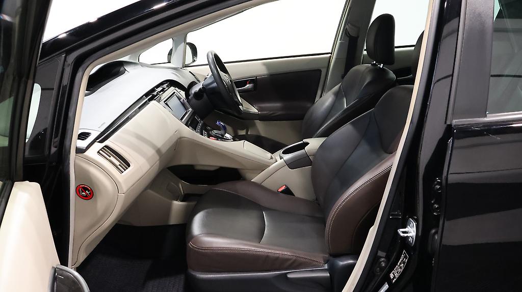 2014 Toyota Prius S Model image 355647