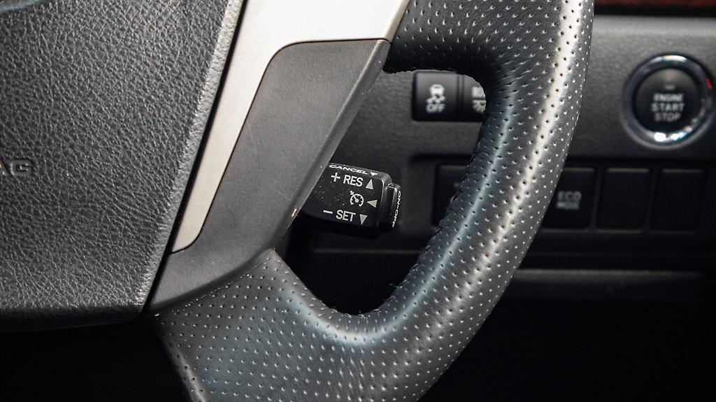 2012 Toyota Alphard Velfire 8 Seater Push start image 352716