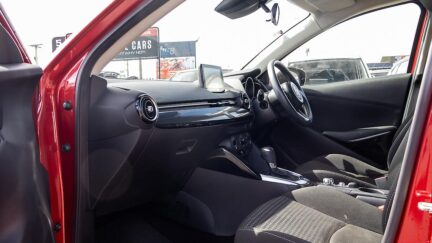 2017 Mazda Demio 13s Skyactiv image 357750