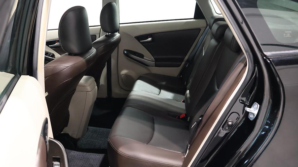 2014 Toyota Prius S Model image 355648