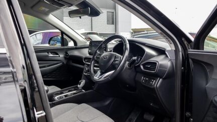 2021 Hyundai Santa Fe TM 2.5P/4WD/6AT NZ NEW TINTS image 355074