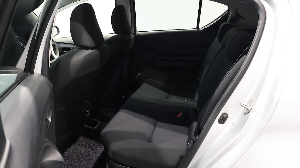 2015 Toyota Aqua S Model, Push Start, Reverse Camera image 356272