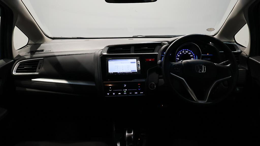 2015 Honda Fit Hybrid F-Package image 357371