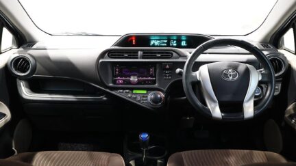2013 Toyota Aqua Hybrid G MODEL – PUSH START image 357514