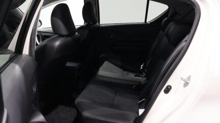 2013 Toyota Aqua G Model, Push Start image 355905