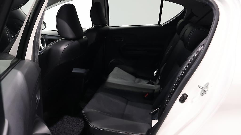2013 Toyota Aqua G Model, Push Start image 355905
