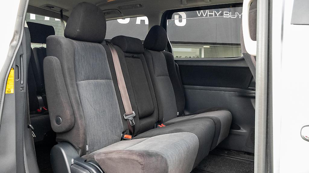 2012 Toyota Alphard Velfire 8 Seater Push start image 352711