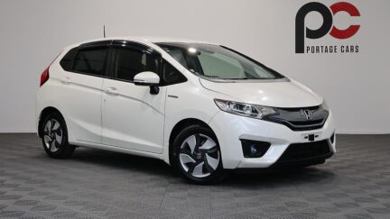 2013 Honda Fit Hybrid L-Package image 356330
