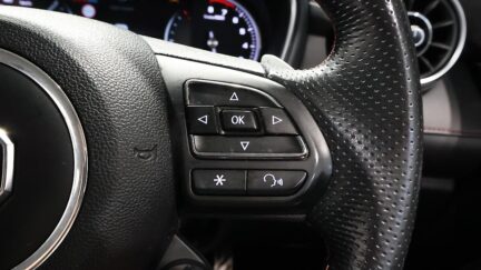 2022 MG HS 2.0PT/4WD/6AT image 358059