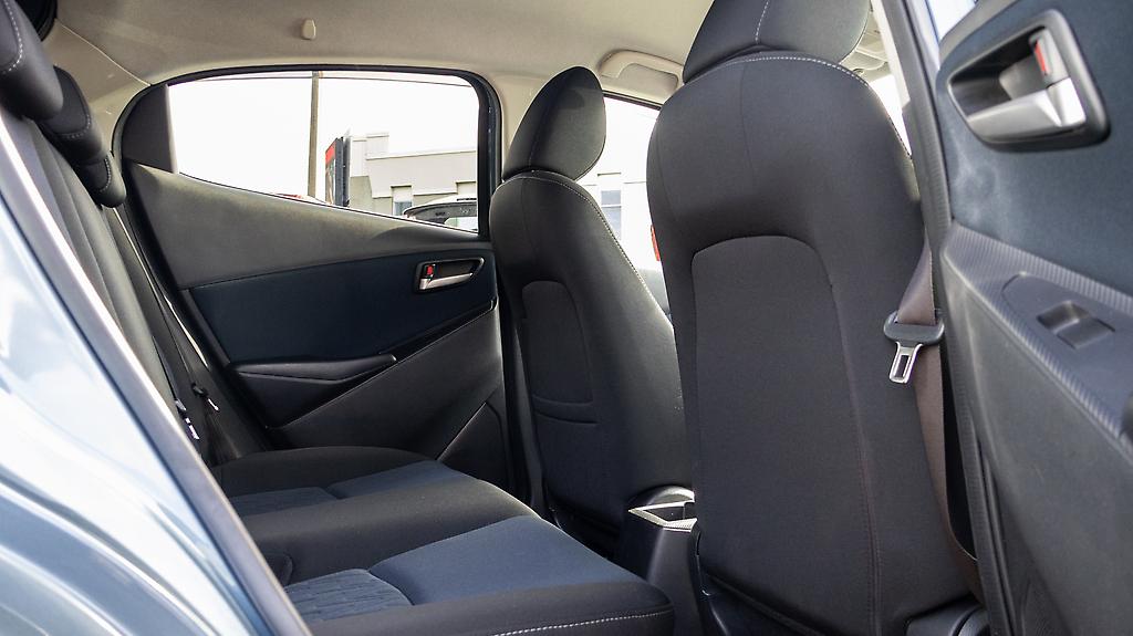 2015 Mazda Demio 13S push start,i stop image 357780
