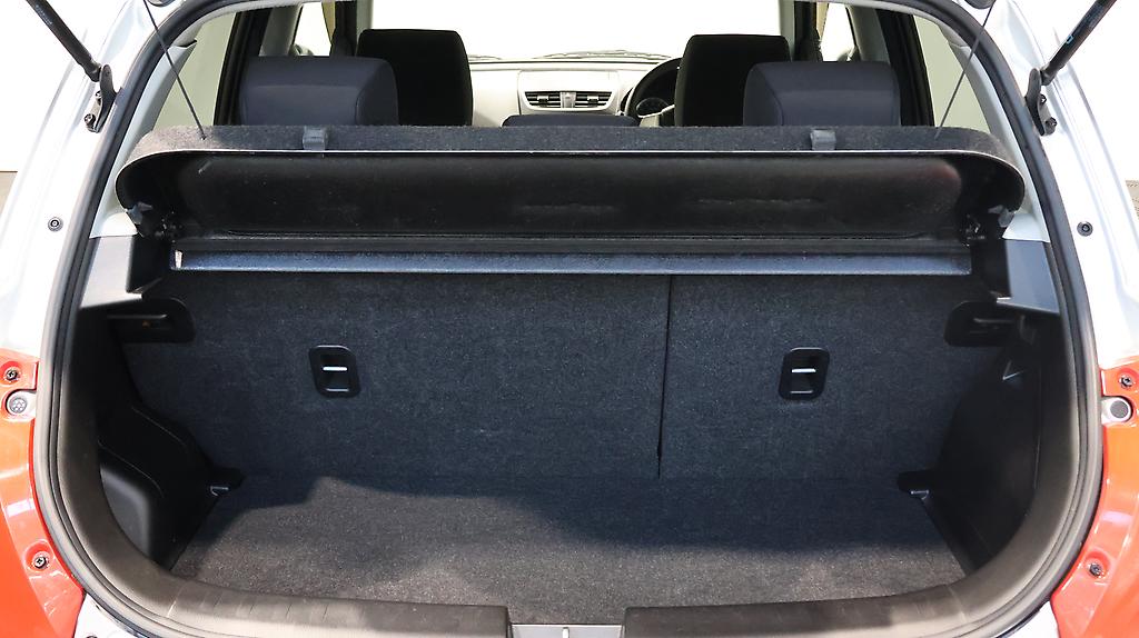 2014 Suzuki Swift XG, Push Start image 354852