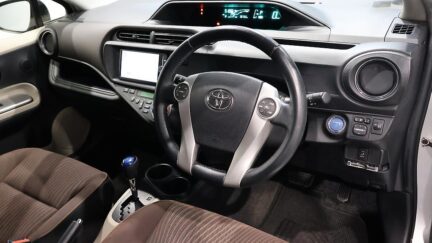 2013 Toyota Aqua G Model + Push Button Start image 354692