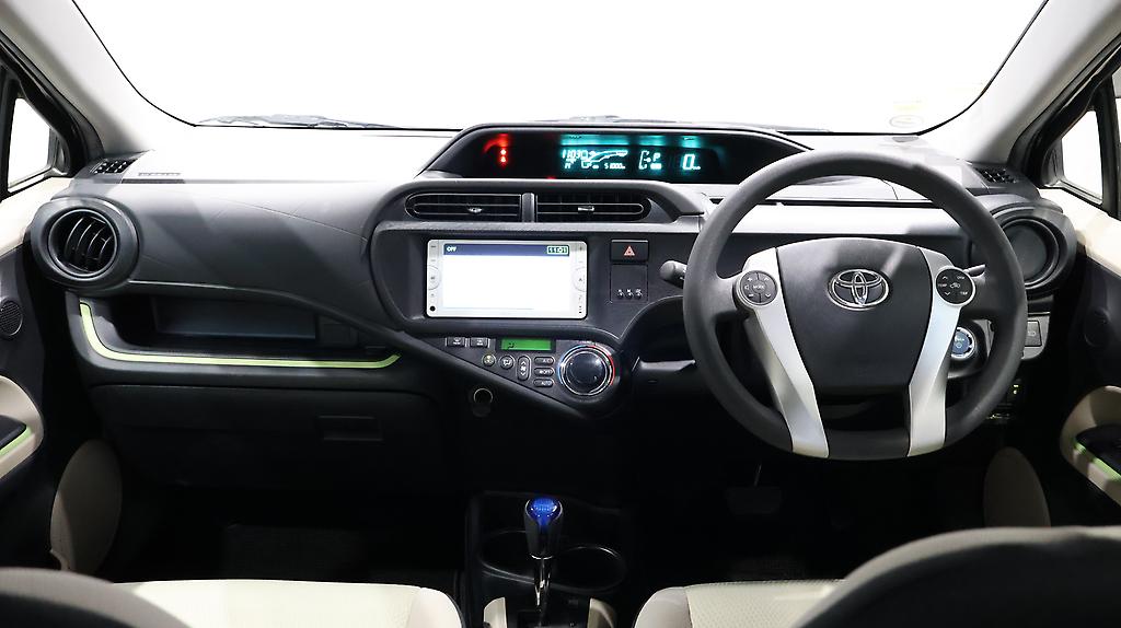 2013 Toyota Aqua S Model, Push Start, Reverse Camera image 355561