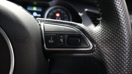 2012 Audi A4 Avant 2.0 TFSI S-Line Package image 355014
