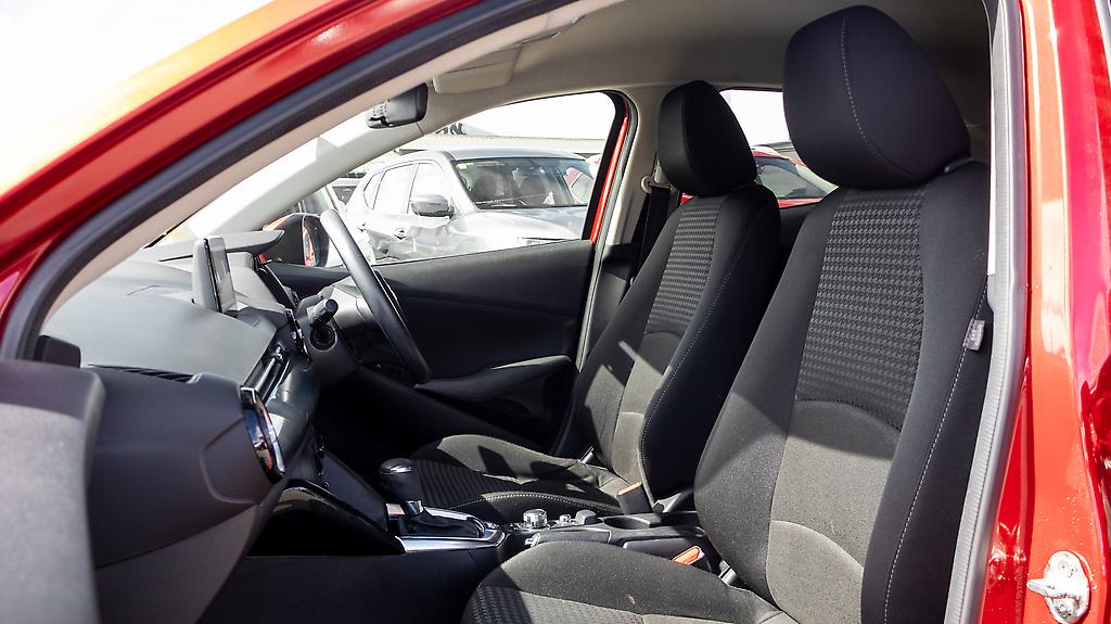 2017 Mazda Demio 13s Skyactiv image 357748