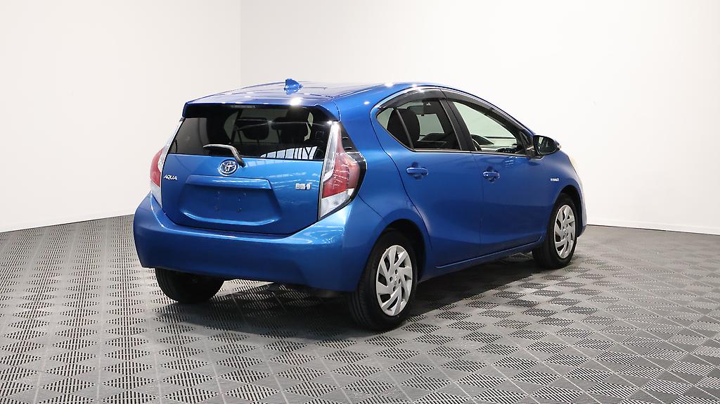2015 Toyota Aqua S Model, Push Start image 353521