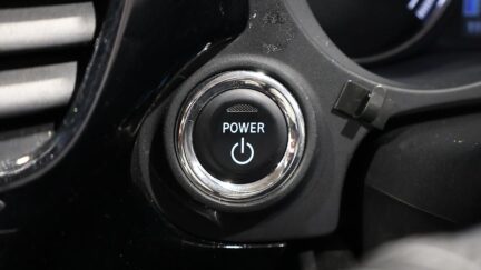 2013 Mitsubishi Outlander PHEV G Navi-Package 4WD image 355317
